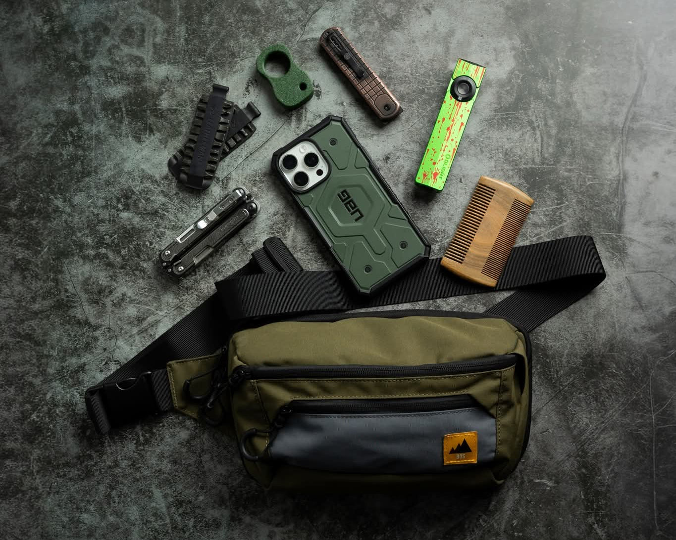 Load video: Crow's Nest EDC reviews the S pack